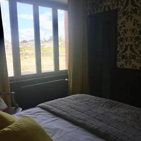 La Maison Du Grand Rocher Bed & Breakfast Ploubazlanec