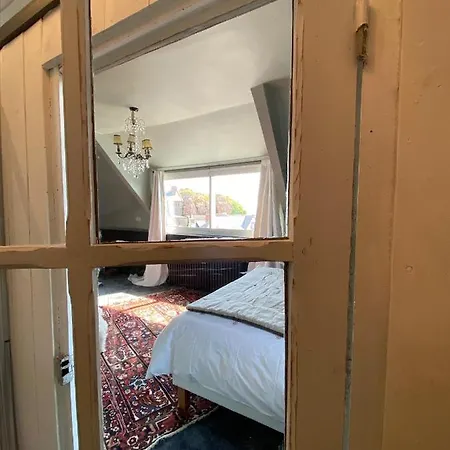Bed & Breakfast La Maison Du Grand Rocher *